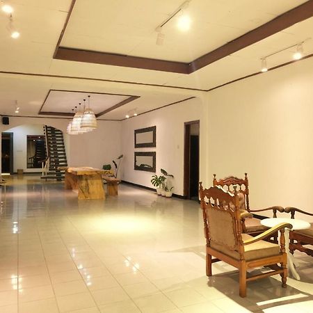 Rarem Bed & Breakfast Bandar Lampung Exterior foto